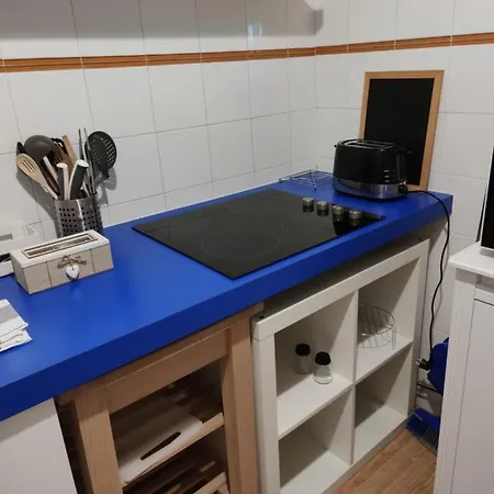 Urban Art Space - Three -near The Center And Train Station Daire