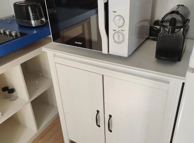 Apartament Urban Art Space - Three -near The Center And Train Station *