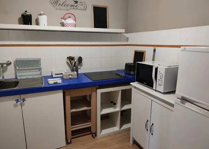 Apartament Urban Art Space - Three -near The Center And Train Station *